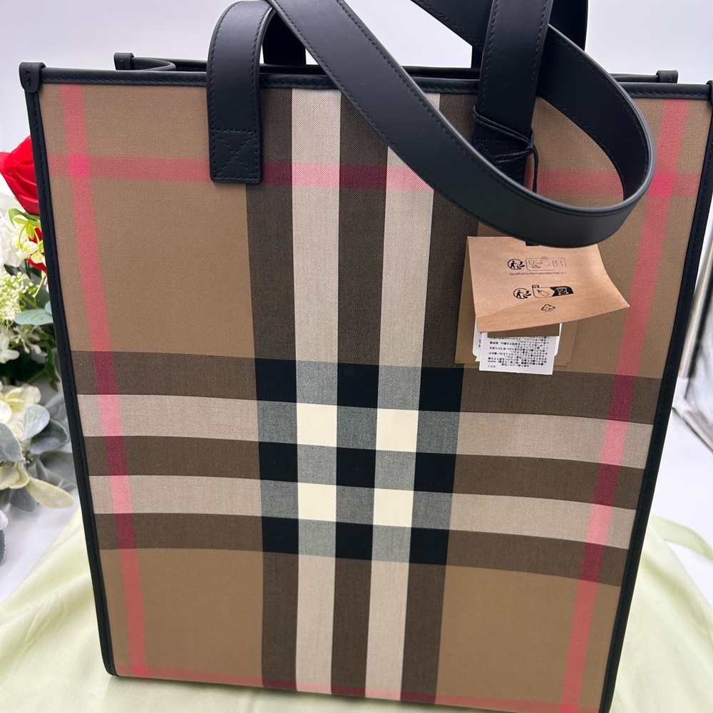 Burberry classic check book tote bag made in Italy - Picture 9 of 12